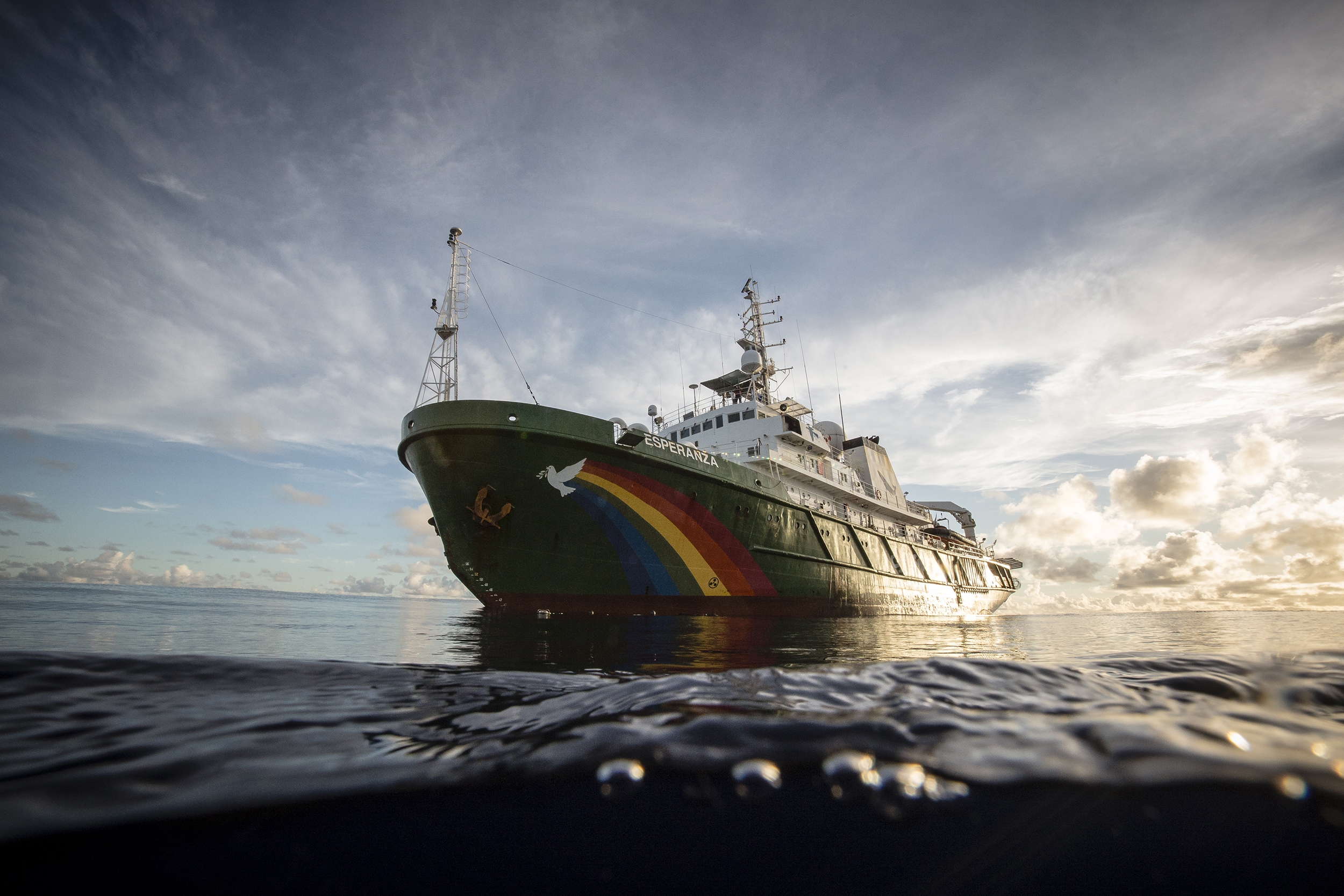 The Greenpeace ship Esperanza continues on an expedition in the Indian Ocean to peacefully tackle unsustainable fishing.